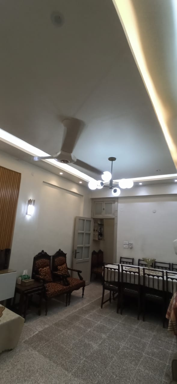 شقة مميزة للبيع | موقع حيوي واتجاه قبلي مشمس